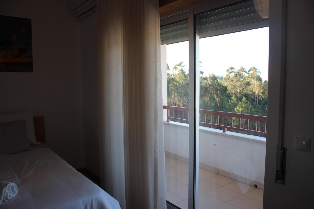 לייריה Hotel Solar Da Charneca מראה חיצוני תמונה