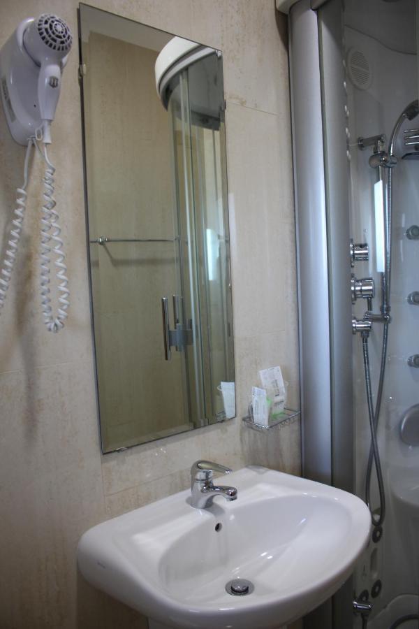 לייריה Hotel Solar Da Charneca מראה חיצוני תמונה
